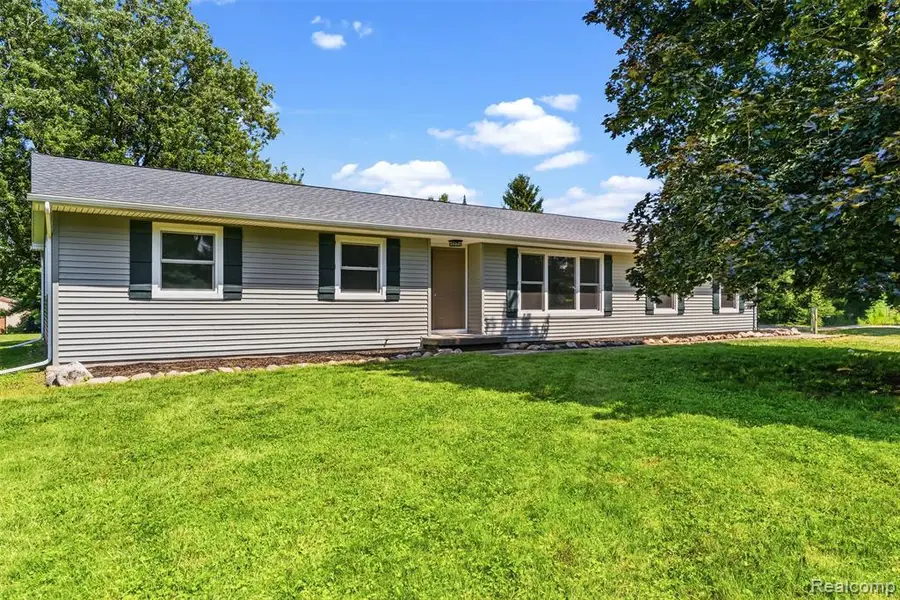 9200 Hickory Ridge, Holly, MI 48442 - #3