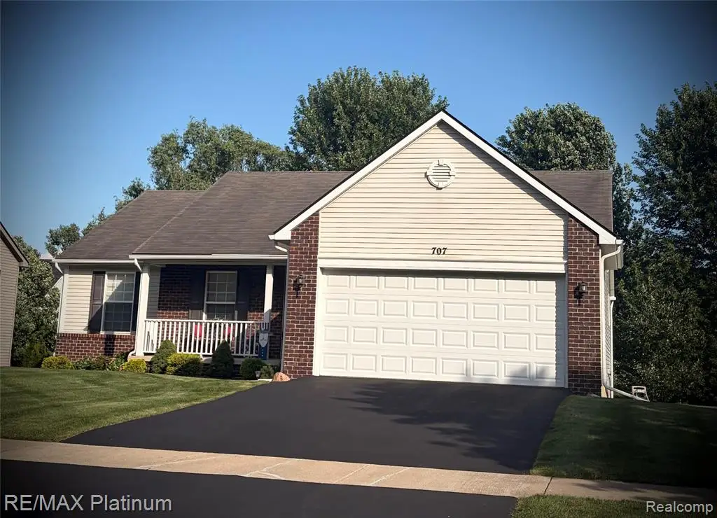 707 Glenlivet, Howell, MI 48843 - #1