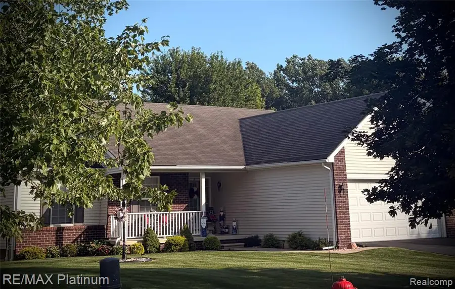 707 Glenlivet, Howell, MI 48843 - #2