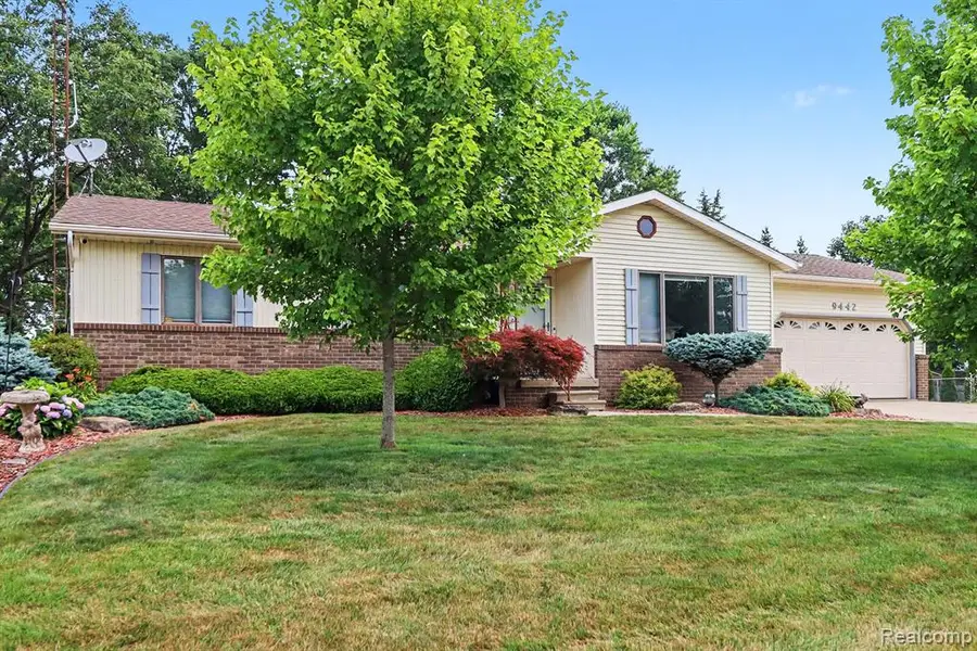 9442 Woodside, Swartz Creek, MI 48473 - #3