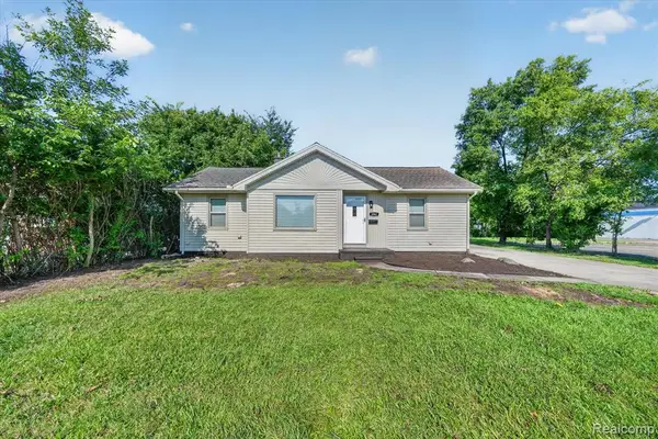 2061 Inkster, Garden City, MI 48135