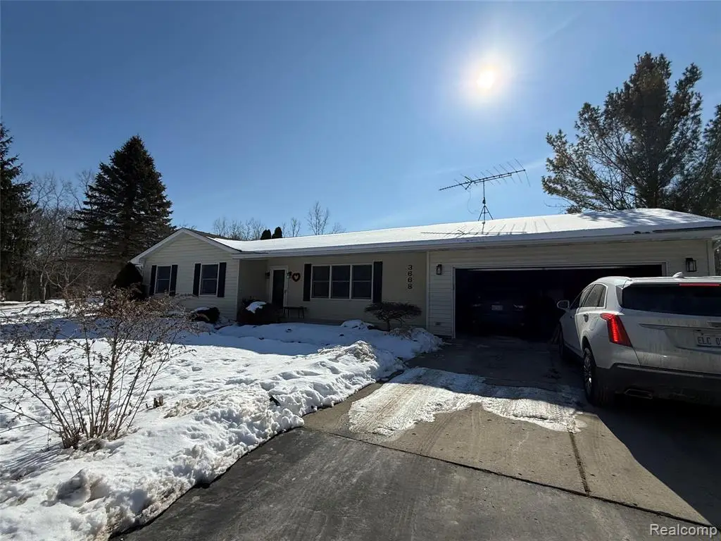 3668 E Allen, Howell, MI 48855 - #1