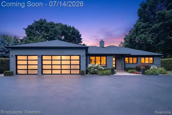 2700 Middlebelt, West Bloomfield, MI 48324