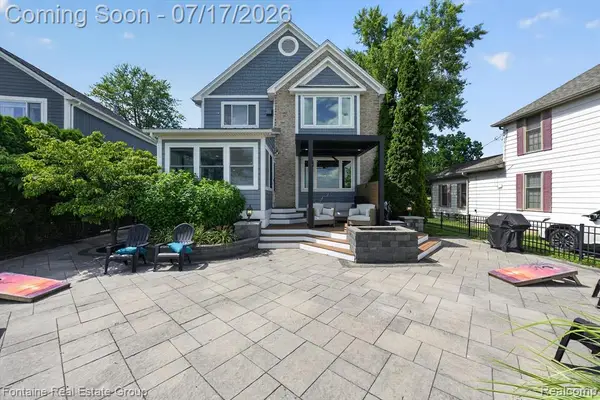 240 Rosebud, Walled Lake, MI 48390