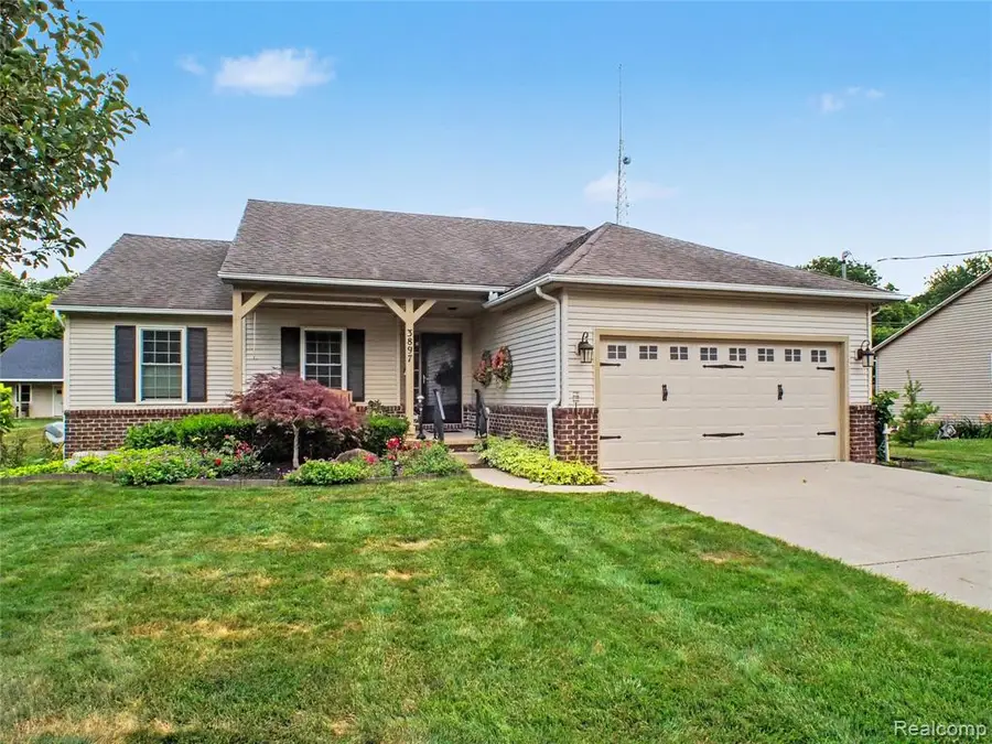 3897 N Oak, Metamora, MI 48455 - #2