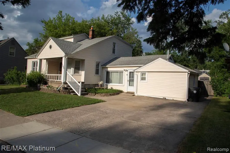 18696 Inkster, Redford, MI 48240 - #2