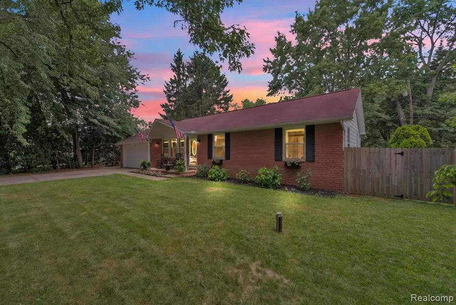 4100 Highland, West Bloomfield, MI 48323 - #2