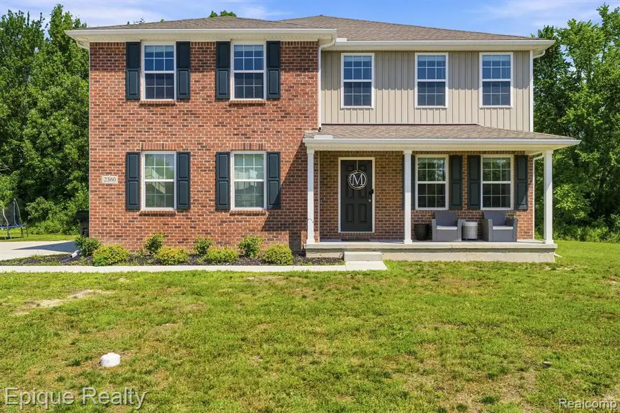 2360 Scenic Hollow, Grand Blanc, MI 48439 - #2
