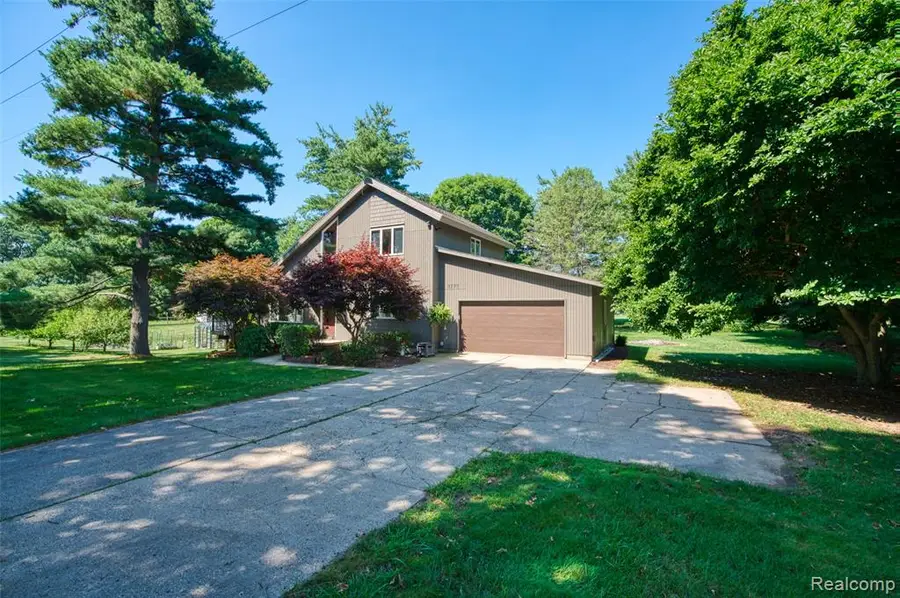 3275 Gramer, Webberville, MI 48892 - #2