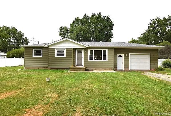 8212 Ohara, Davison, MI 48423