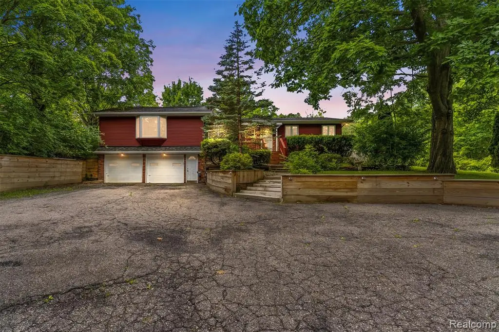 7313 River, Flushing, MI 48433 - #1
