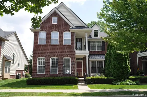 42808 Park Cresent, Sterling Heights, MI 48313