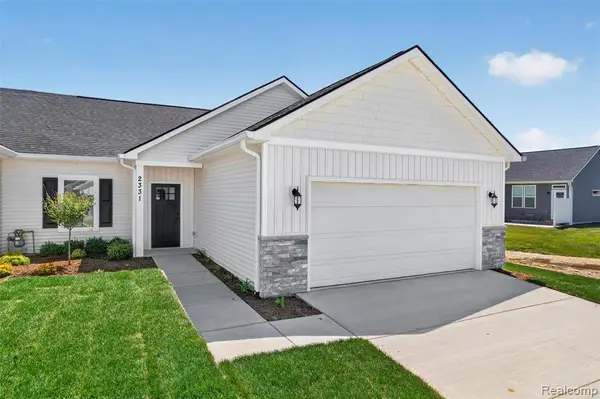 2331 Gilder, Howell, MI 48843