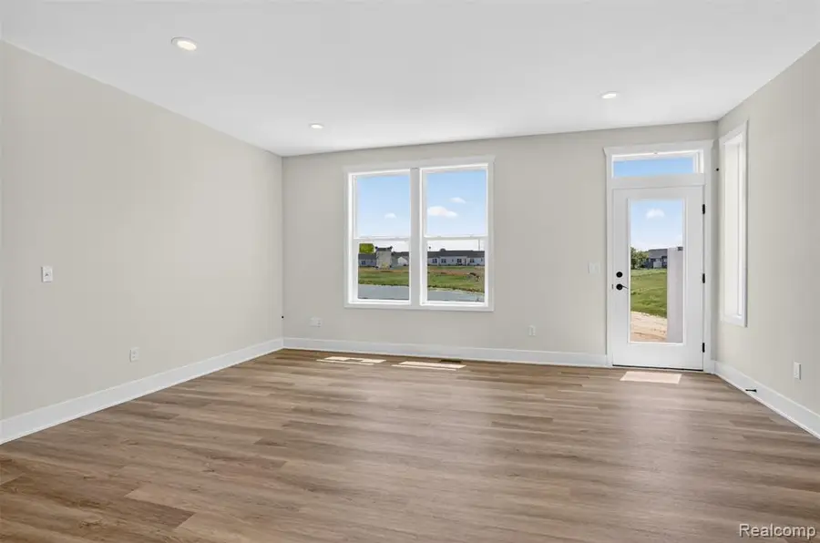 2331 Gilder, Howell, MI 48843 - #3