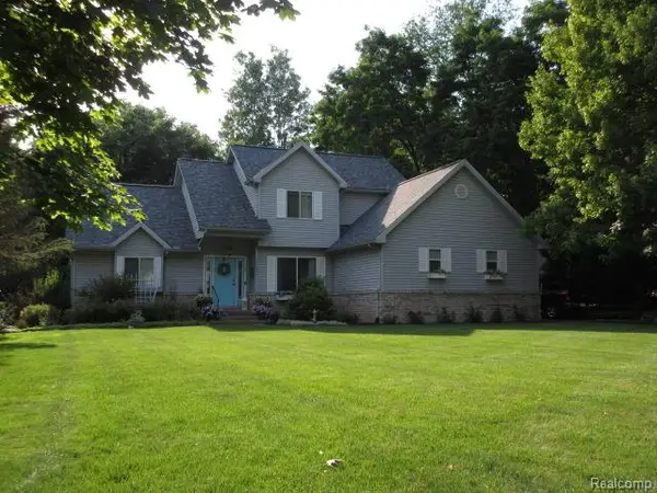 11356 Tall Shadows, Pinckney, MI 48169