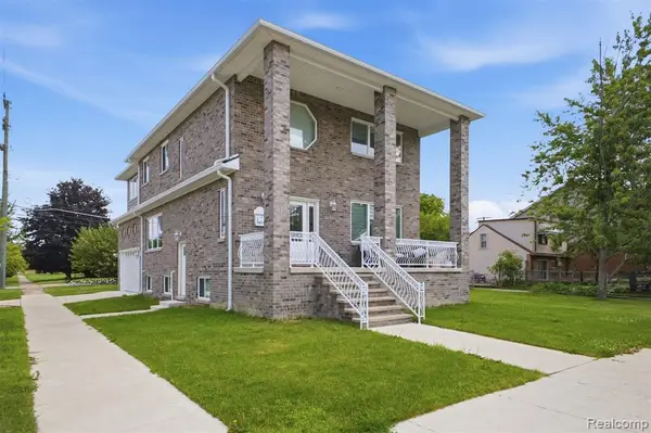 26172 Hass, Dearborn Heights, MI 48127