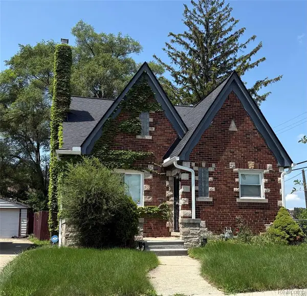 17417 Washburn, Detroit, MI 48221