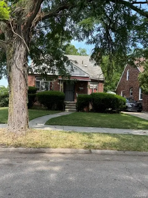 11627 Riad, Detroit, MI 48224