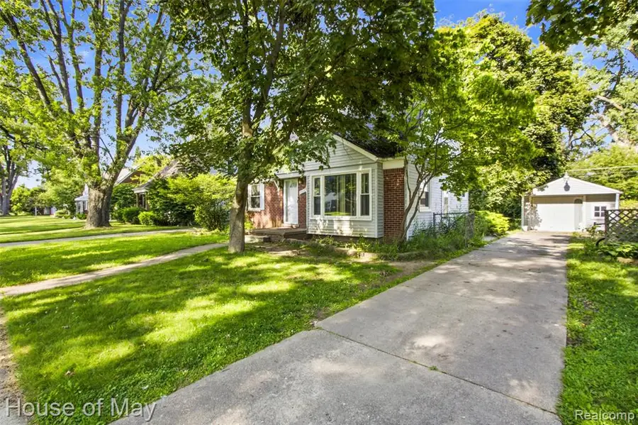 17318 Centralia, Redford, MI 48240 - #2