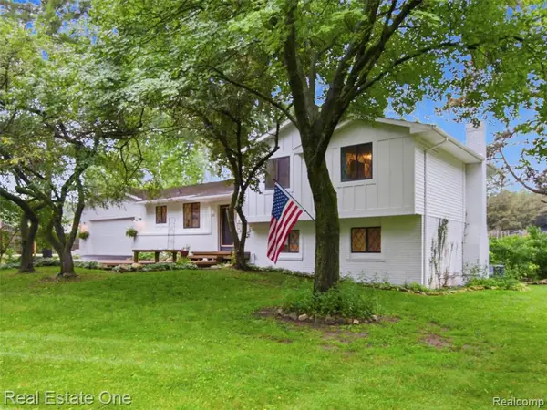 3206 Allen, Ortonville, MI 48462