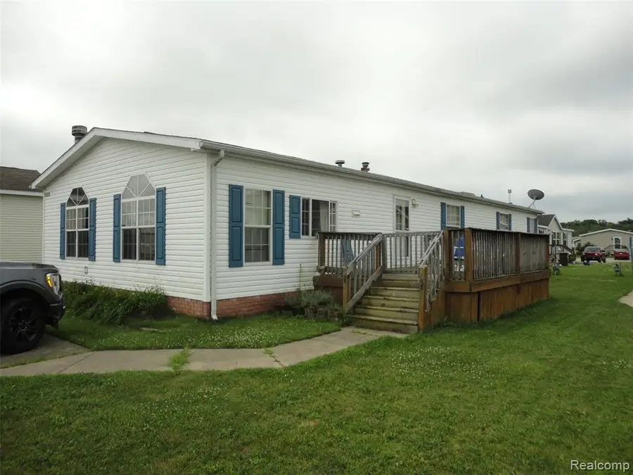 5931 Megans Ridge, Monroe, MI 48161 - #2