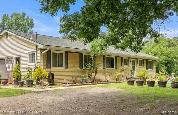 2650 N Lake George, Metamora, MI 48455 - #1