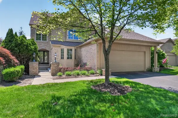 6445 Noble, West Bloomfield, MI 48322