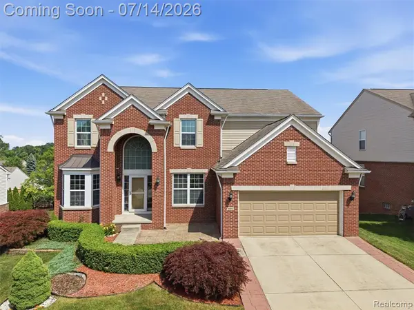 4853 Catalina, Lake Orion, MI 48359