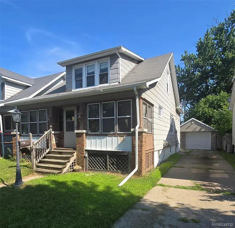 1619 White, Port Huron, MI 48060 - #1