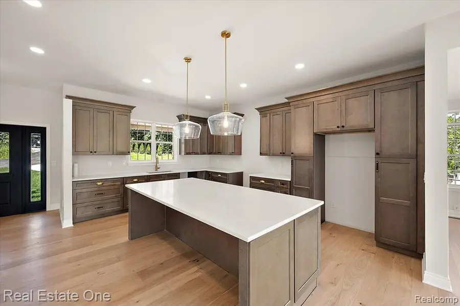 847 Fairview, Lake Orion, MI 48362 - #3
