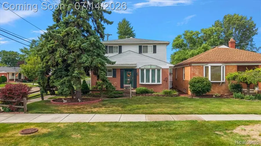 20323 Cedar, Saint Clair Shores, MI 48081 - #2