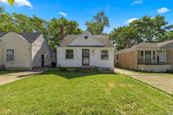 8658 Stahelin, Detroit, MI 48228