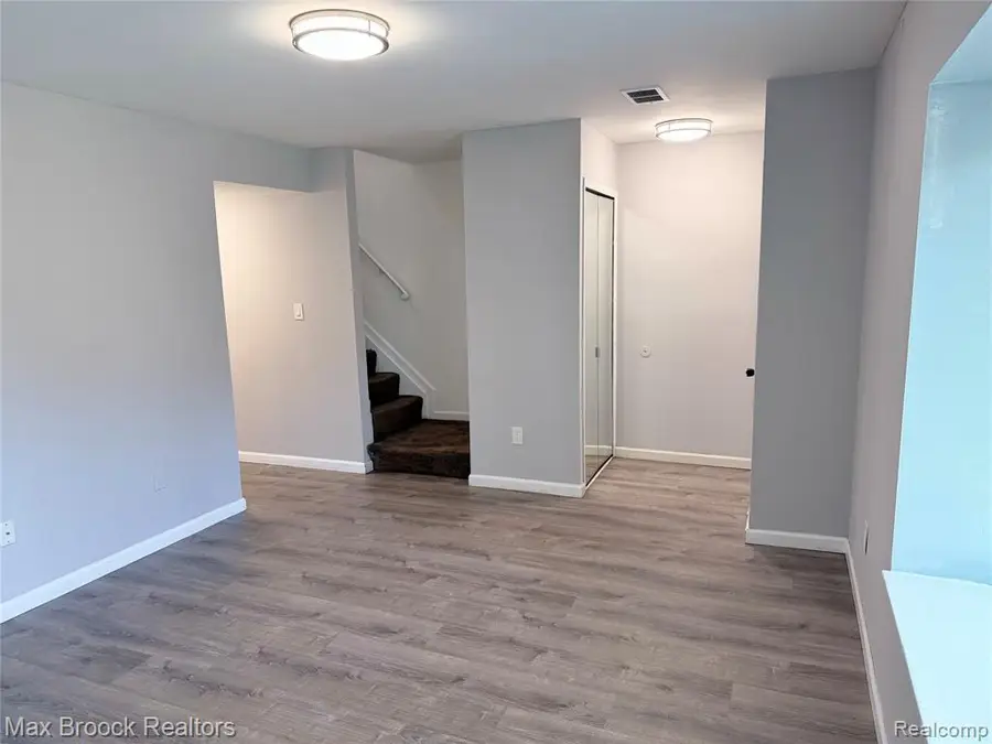 23478 Lahser, Southfield, MI 48033 - #3