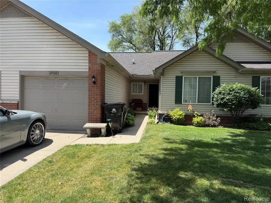 29965 Kenwood, Roseville, MI 48066 - #2