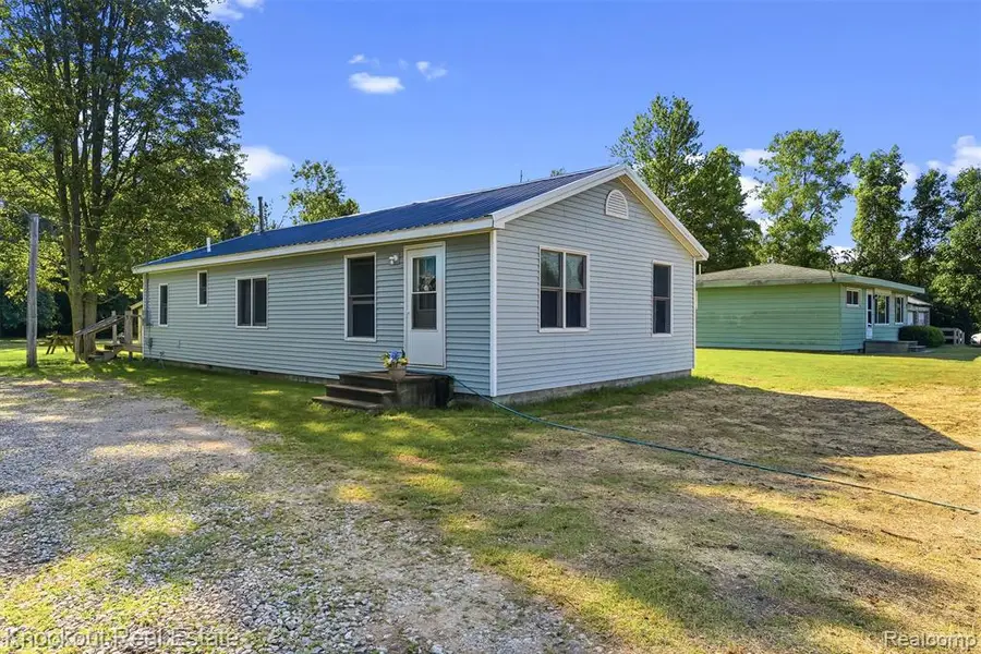 12845 Bueche, Burt, MI 48417 - #2