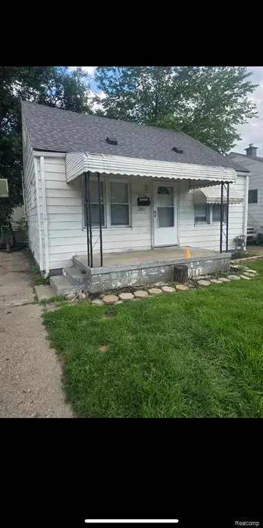 11076 Paige, Warren, MI 48089