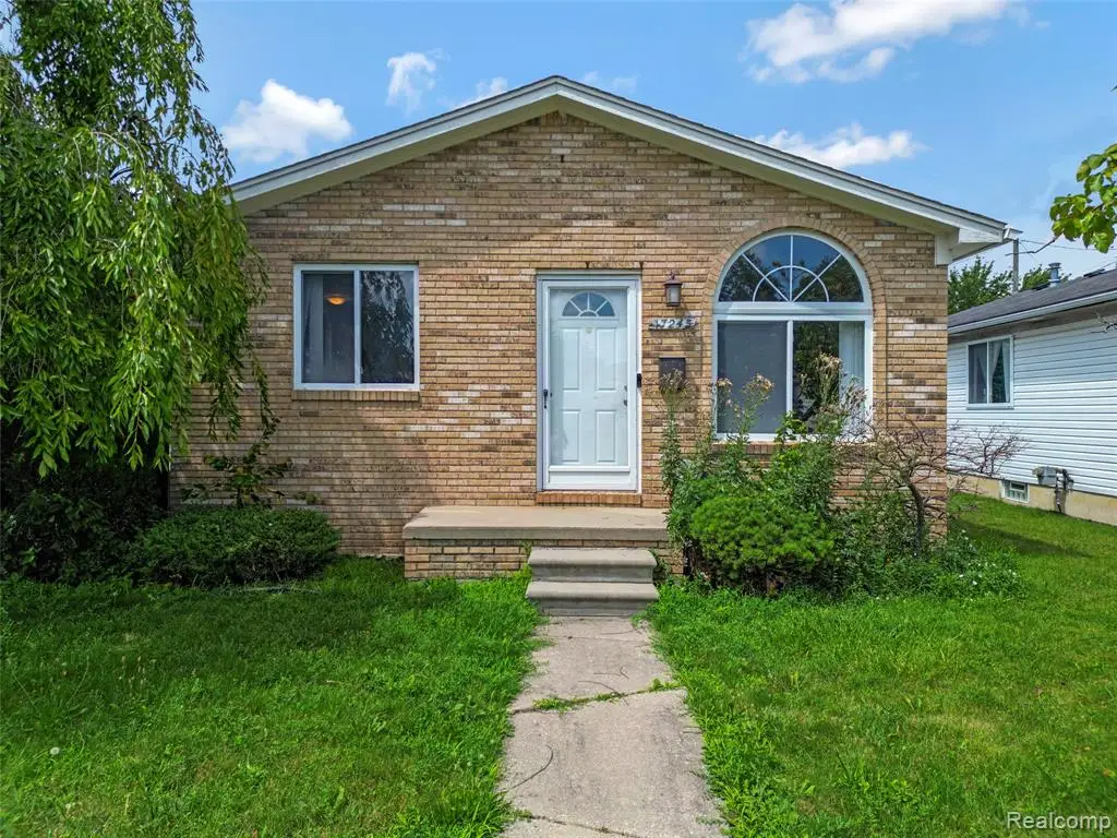 17245 Martin, Roseville, MI 48066 - #1
