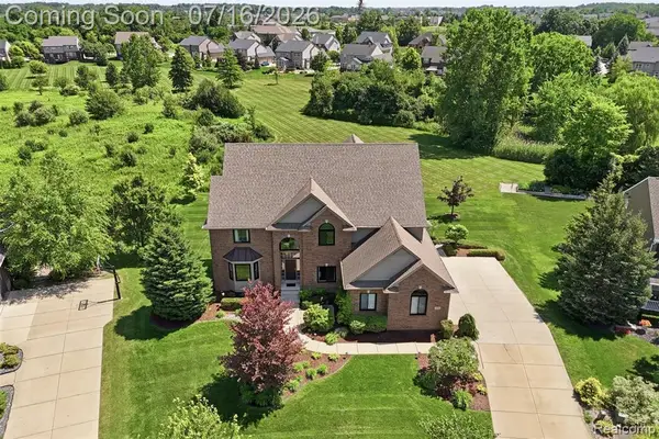 23782 Prescott, South Lyon, MI 48178