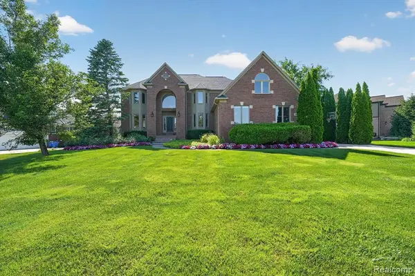 3804 Elk, Rochester, MI 48306