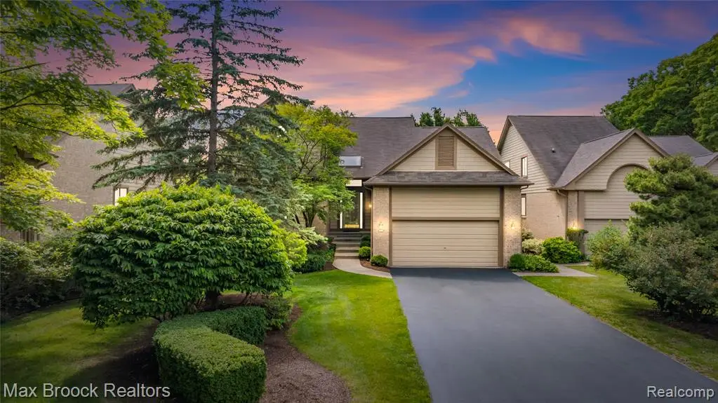 4860 Lagoons, West Bloomfield, MI 48323 - #1