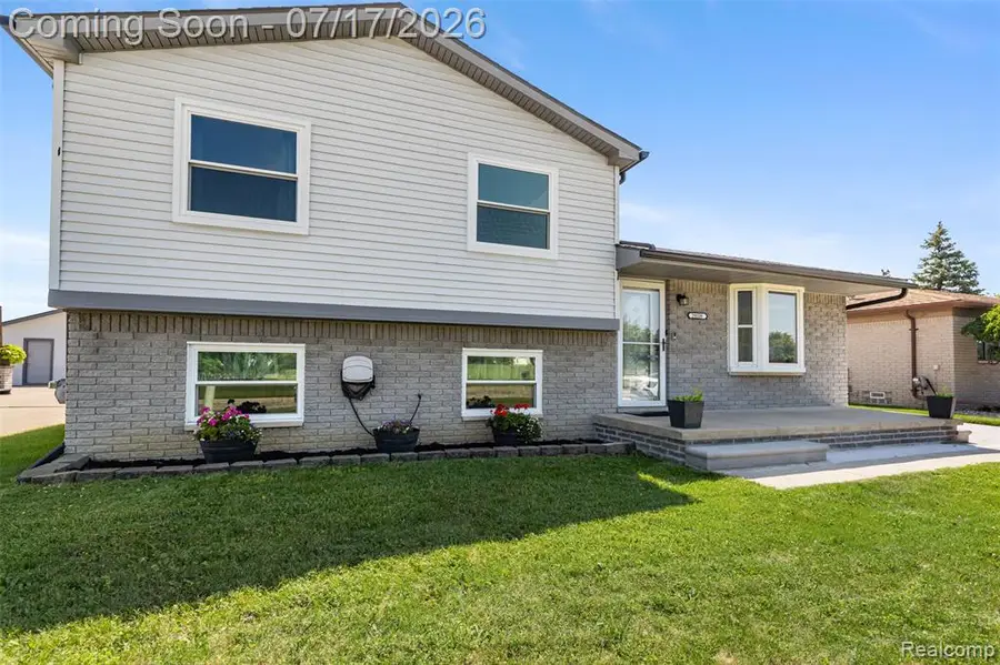 29530 Mitchell, Roseville, MI 48066 - #2