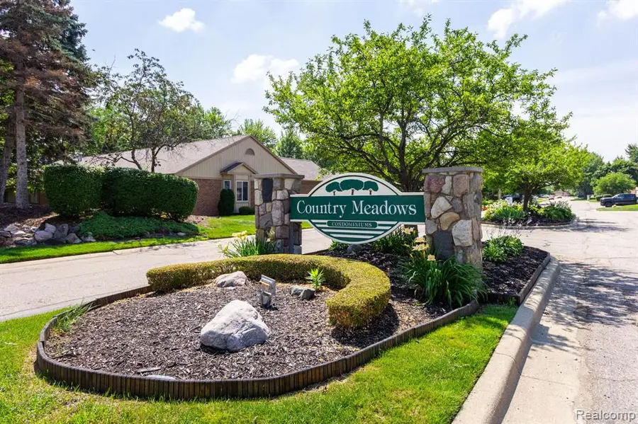 46910 Country #12, Macomb, MI 48044 - #2