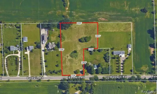 4330 W Baldwin, Grand Blanc, MI 48439