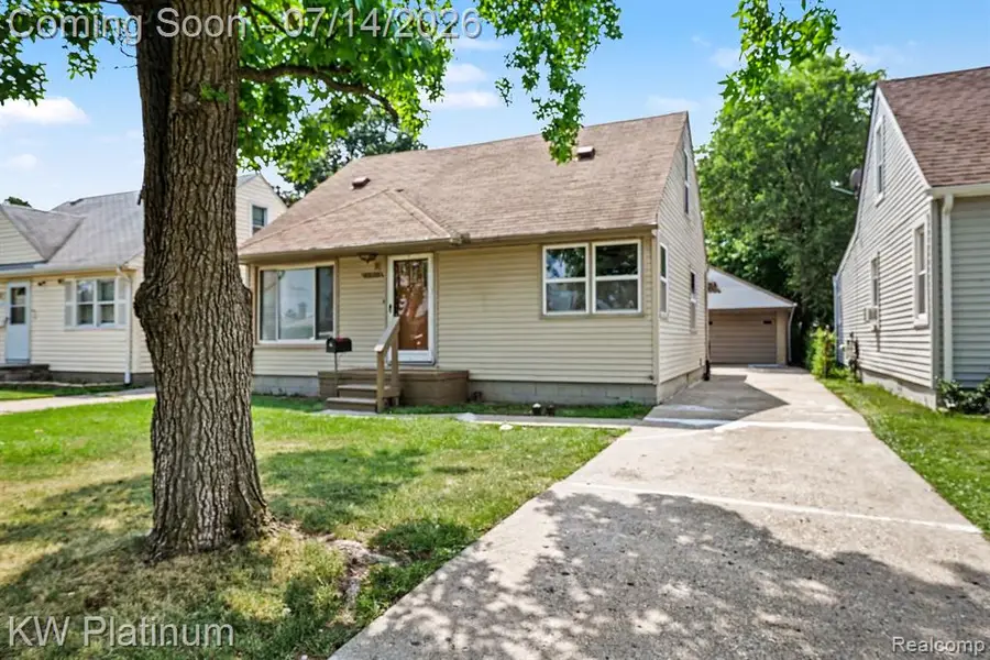23755 Schroeder, Eastpointe, MI 48021 - #2