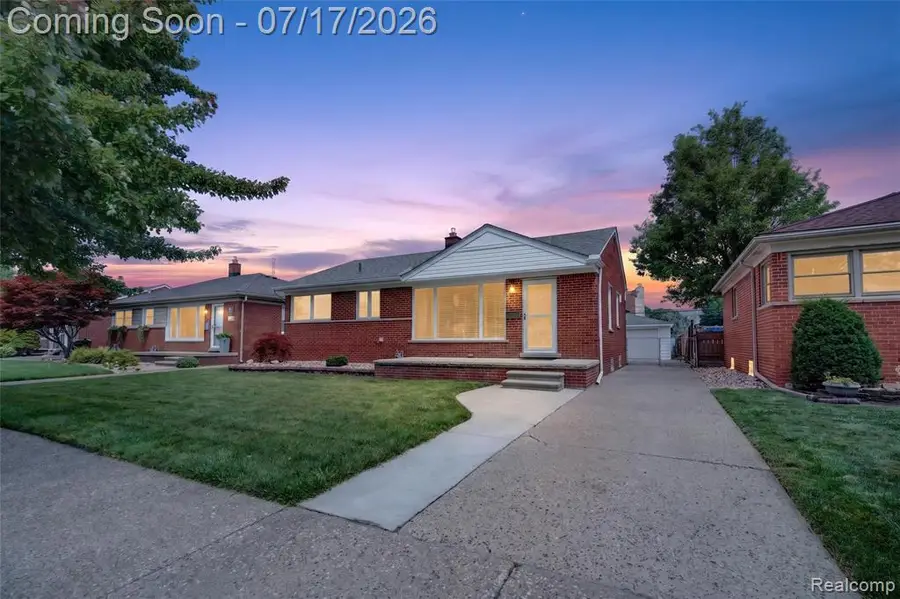 17104 Englewood, Allen Park, MI 48101 - #2