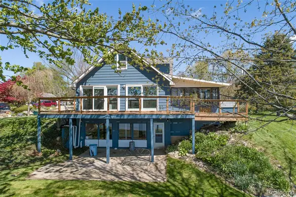 2855 Farmers Creek, Metamora, MI 48455