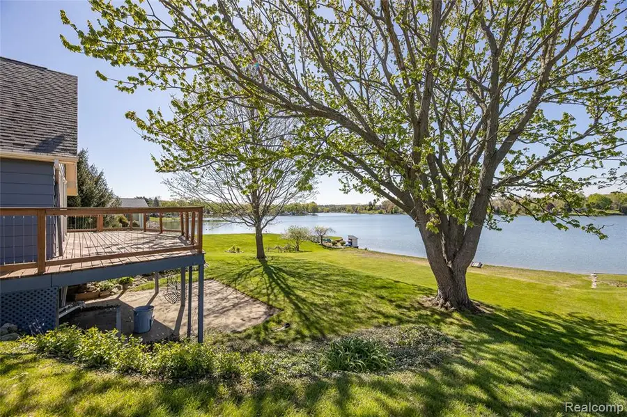 2855 Farmers Creek, Metamora, MI 48455 - #3