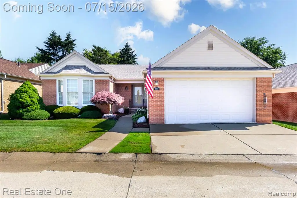18801 Maple #13, Clinton Township, MI 48036 - #1
