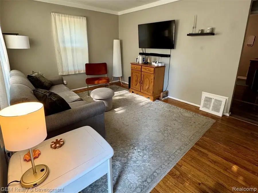 11430 Garfield, Redford, MI 48239 - #2