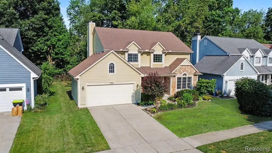 3720 Eaton Gate, Auburn Hills, MI 48326 - #2